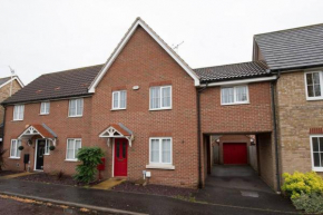 Space Apartments - 3 Bed House Broomfield Chelmsford